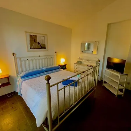 Notti Serene Bed & Breakfast *